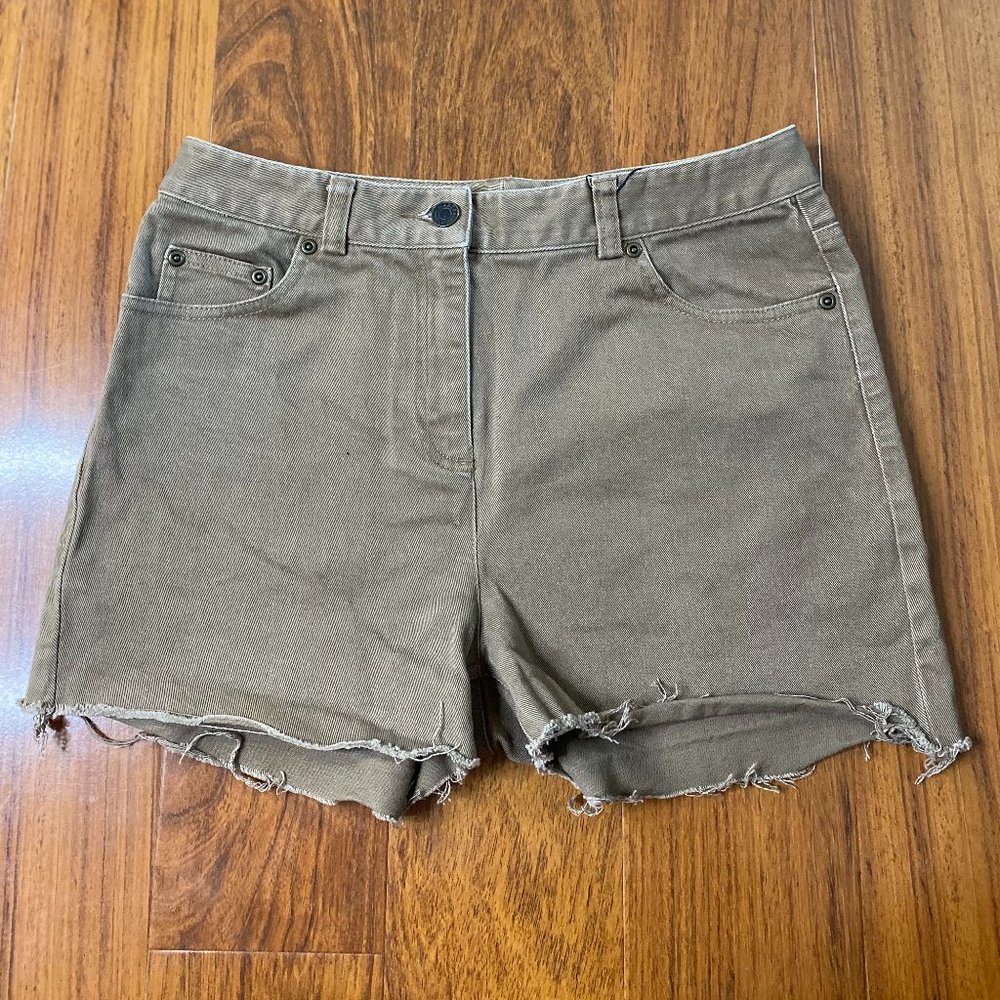 Charter Club Custom Stretch Denim Shorts - Size 6 - Great Condition!